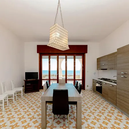Apartment Infinity Sea View *